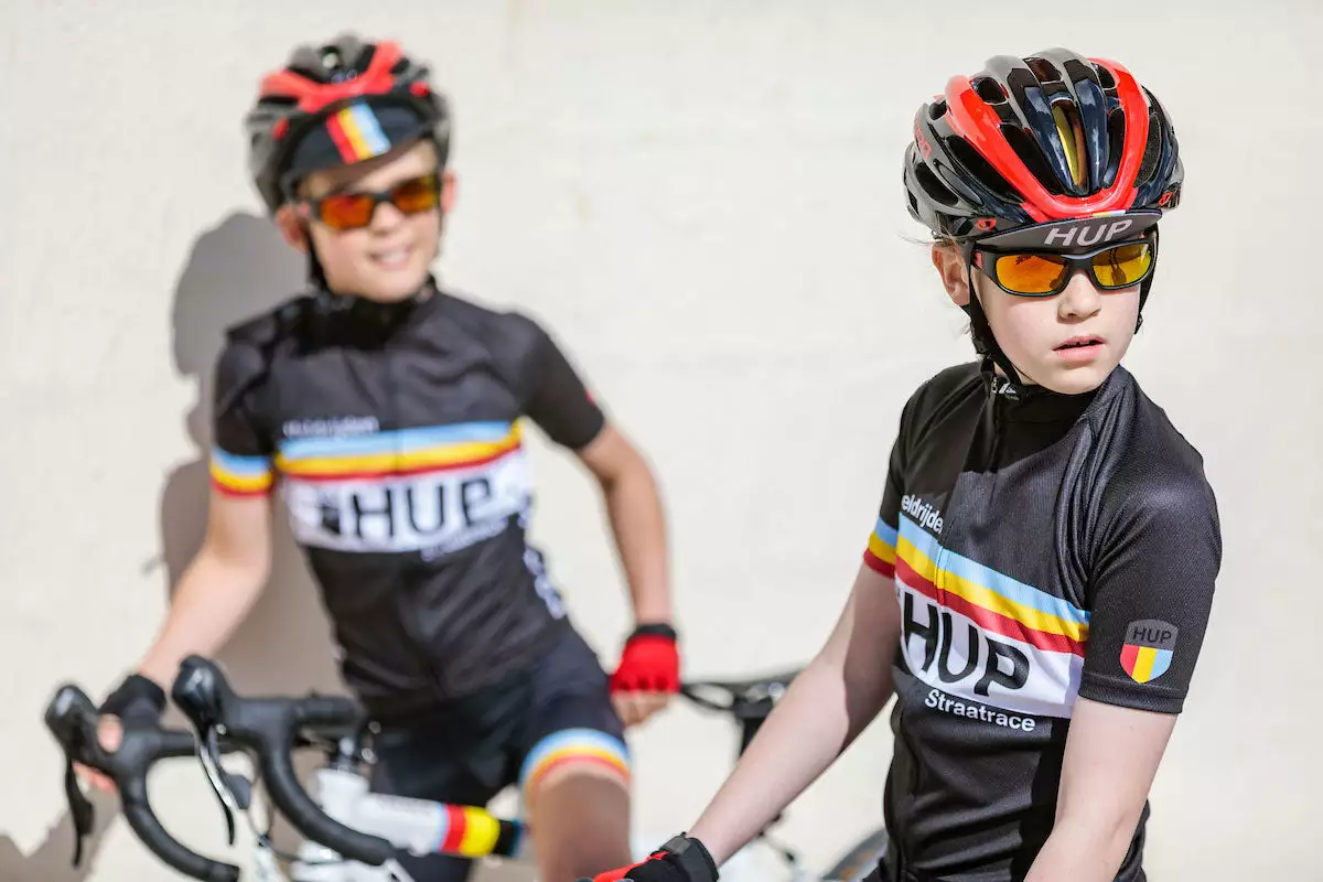 HUPcc TEAM HUP Kids Short Sleeved Cycling Jersey - Lightweight & Breathable 6 HUPcc TEAM HUP Kids Short Sleeved Cycling Jersey Brands